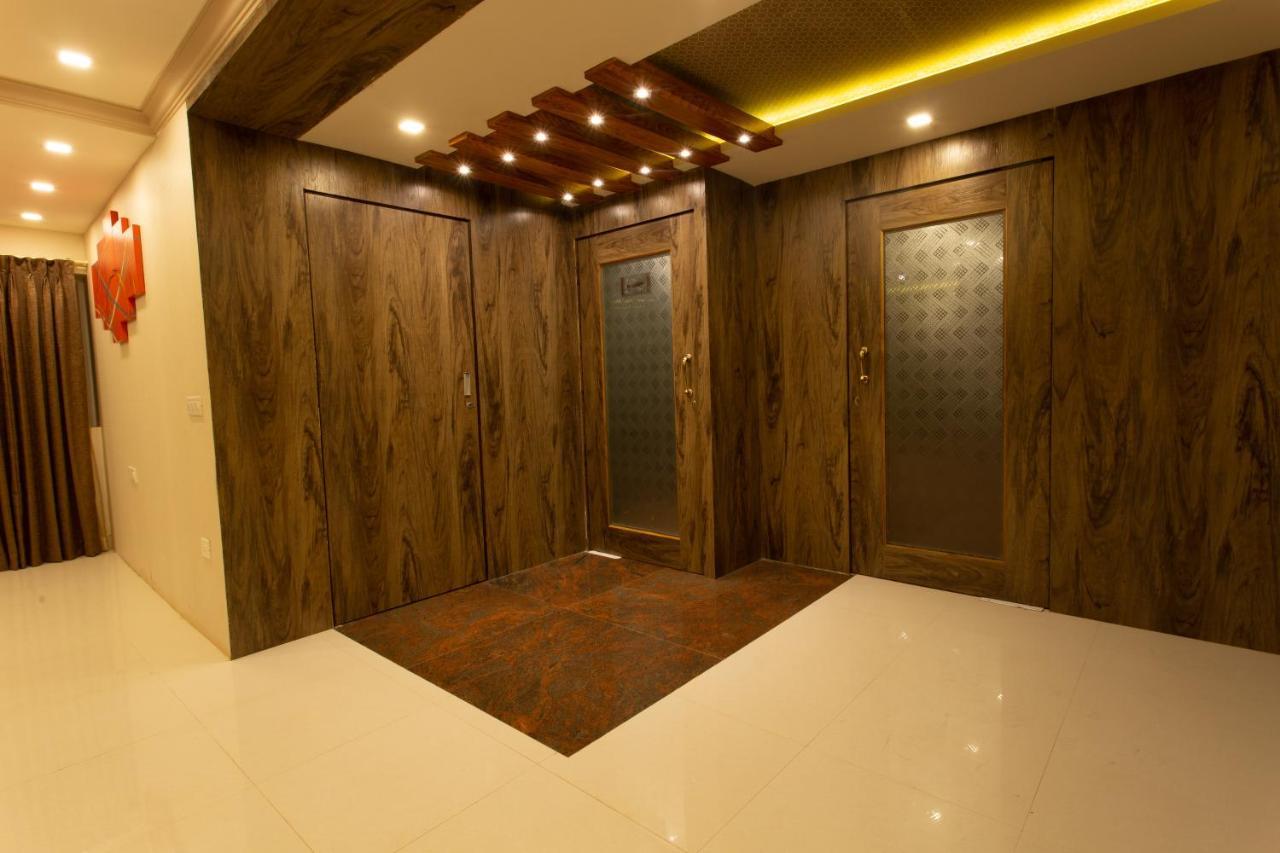 Hotel Anthurium Circle Márgáo Kültér fotó